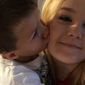 Meet your Posher, Kada